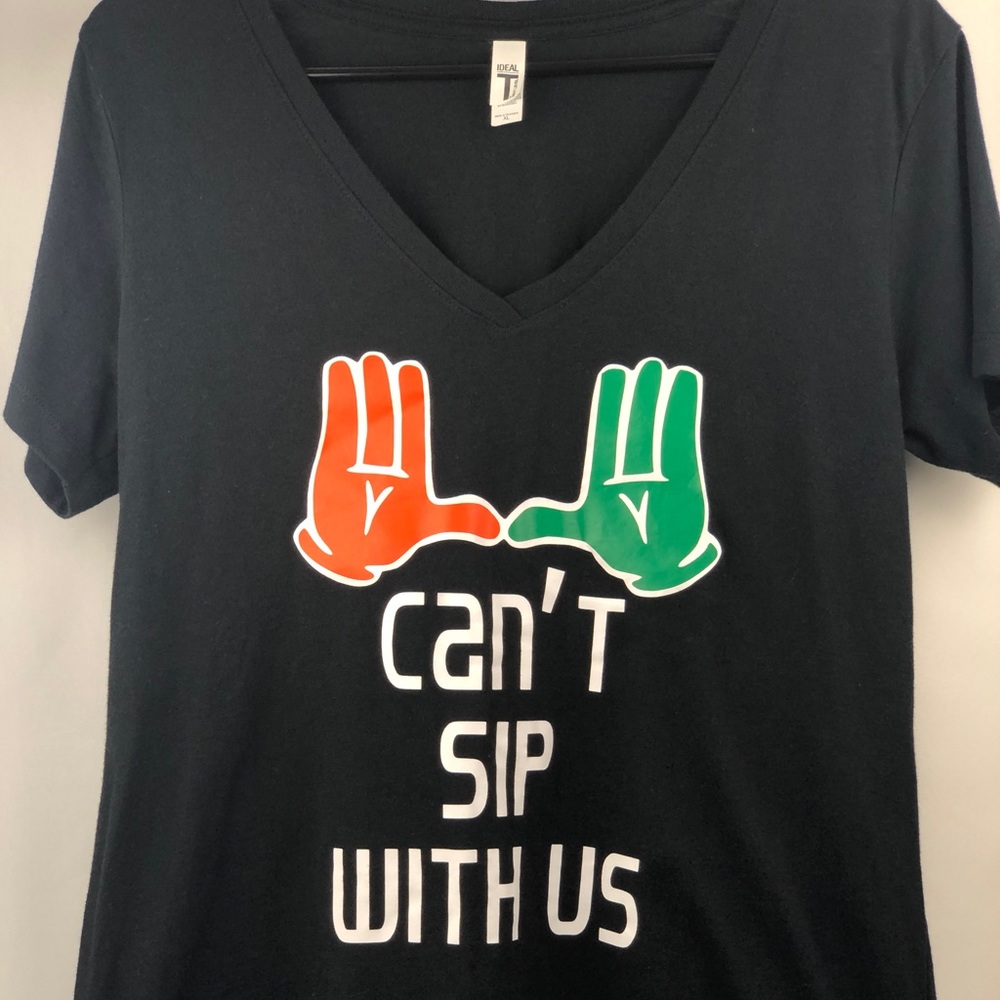 Miami Hurricanes Women’s XL V Neck Short Sleeve